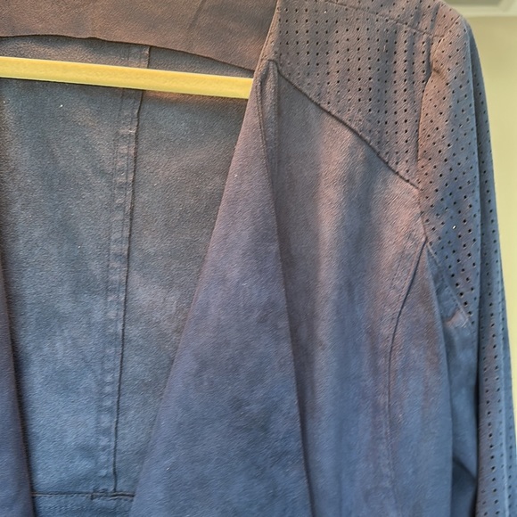 Blue jacket - Picture 3 of 3